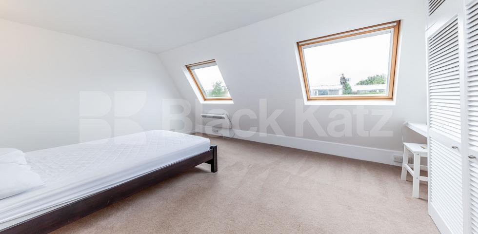 			2 Bedroom, 1 bath, 1 reception Flat			 Delancey Street, Regents Park / Camden
